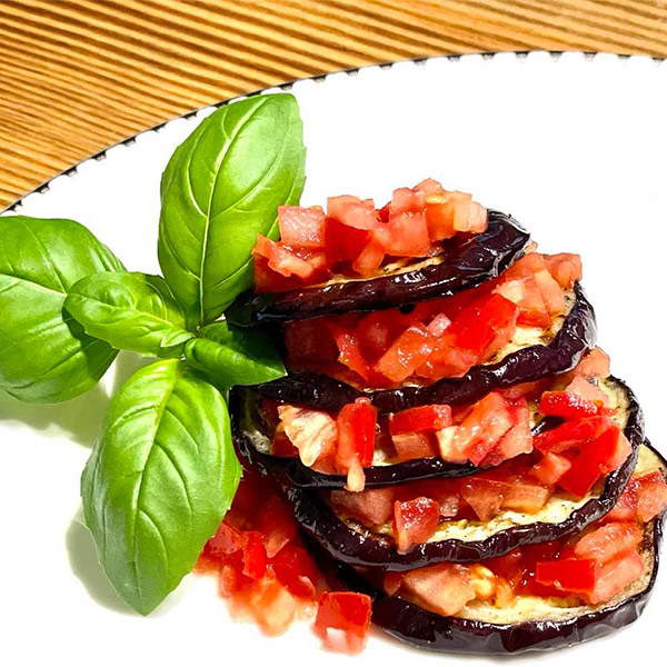 Przepis na bakłażana z pomidorami
